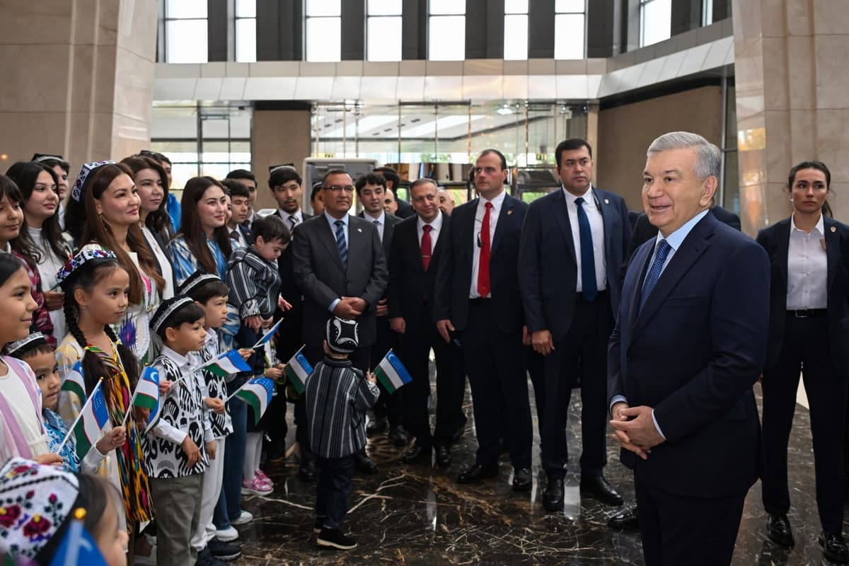 Президент пообщался с соотечественниками в Анкаре