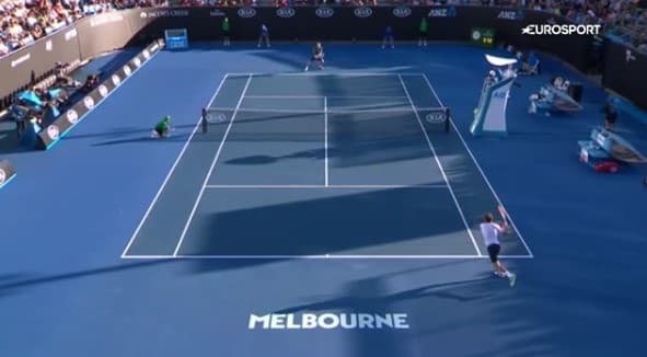 Istominning raqibi Australian Open’da hakamni "poyladi"