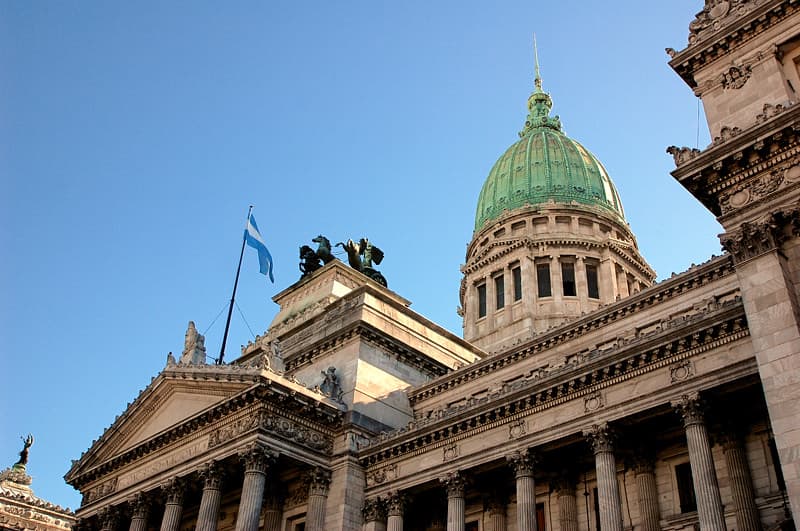 Argentina parlamenti sarmoyani amnistiya qilish qonunini ma'qulladi