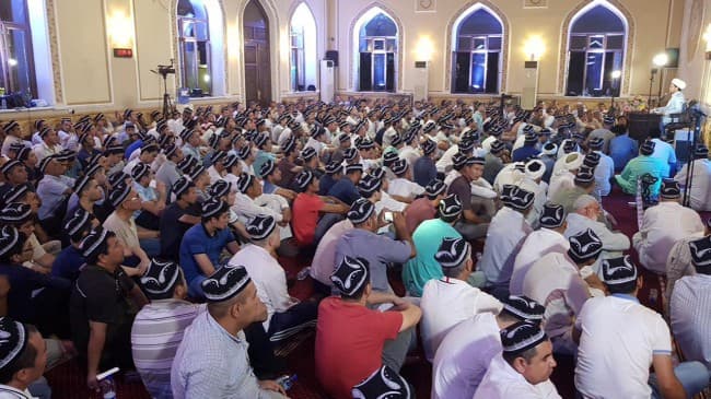 Toshkentdagi “Mirzo Yusuf” jome masjidida Qadr kechasi fayzli kutib olindi (fotojamlanma)
