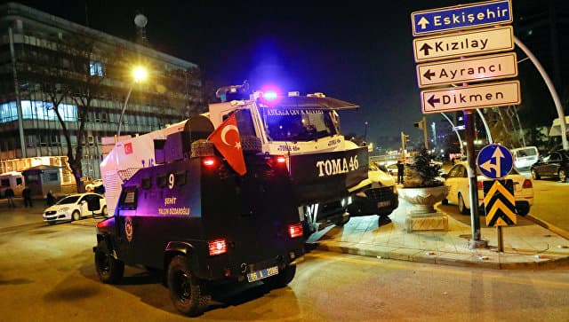 Anqarada Rossiya elchisini otib ketishdi