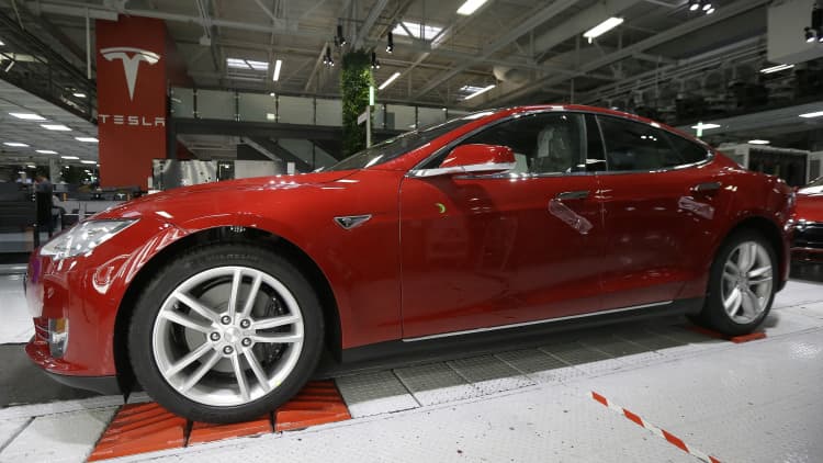 Tesla yetkazib bergan avtomobillari bo‘yicha hisobot berdi