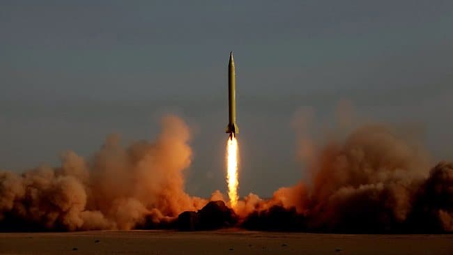 Eron mudofaa vaziri ballistik raketa sinovdan o‘tkazilganini tasdiqladi