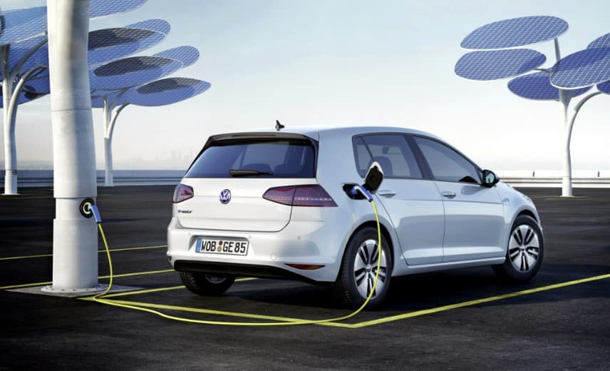 Volkswagen’ning yangi elektrokari 15 daqiqada quvvatlanadi