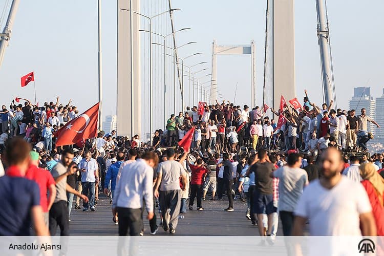 Turkiya bosh vaziri davlat to‘ntaruvi harakati tashkilotchilarini terrorchilardan-da yomon deb hisoblaydi