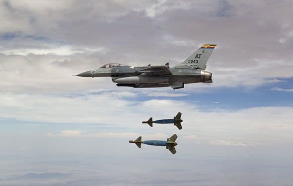 Qozog‘istonda aviatsion bombalar temir-tersakka topshirib yuborildi
