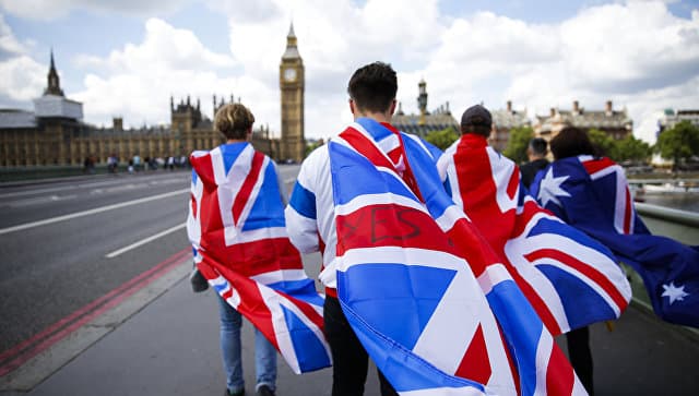 Foto: Buyuk Britaniya Brexit haqidagi maktubni Bryusselga yetkazdi