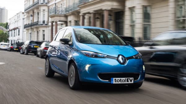 Buyuk Britaniya 2022 yilda: 51 foiz britaniyalik elektromobilga o‘tadi