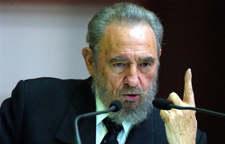 Kuba inqilobi yetakchisi Fidel Kastro vafot etdi