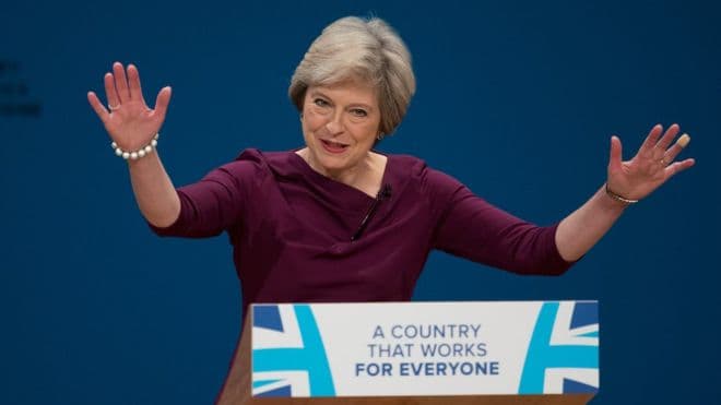 Tereza Meyning 100 kunligi: Buyuk Britaniyada nimalar o‘zgardi?