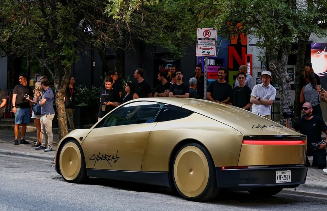 Tesla seriyali Cybercab’ni namoyish etdi, bunday mashinalar atigi 45 dona