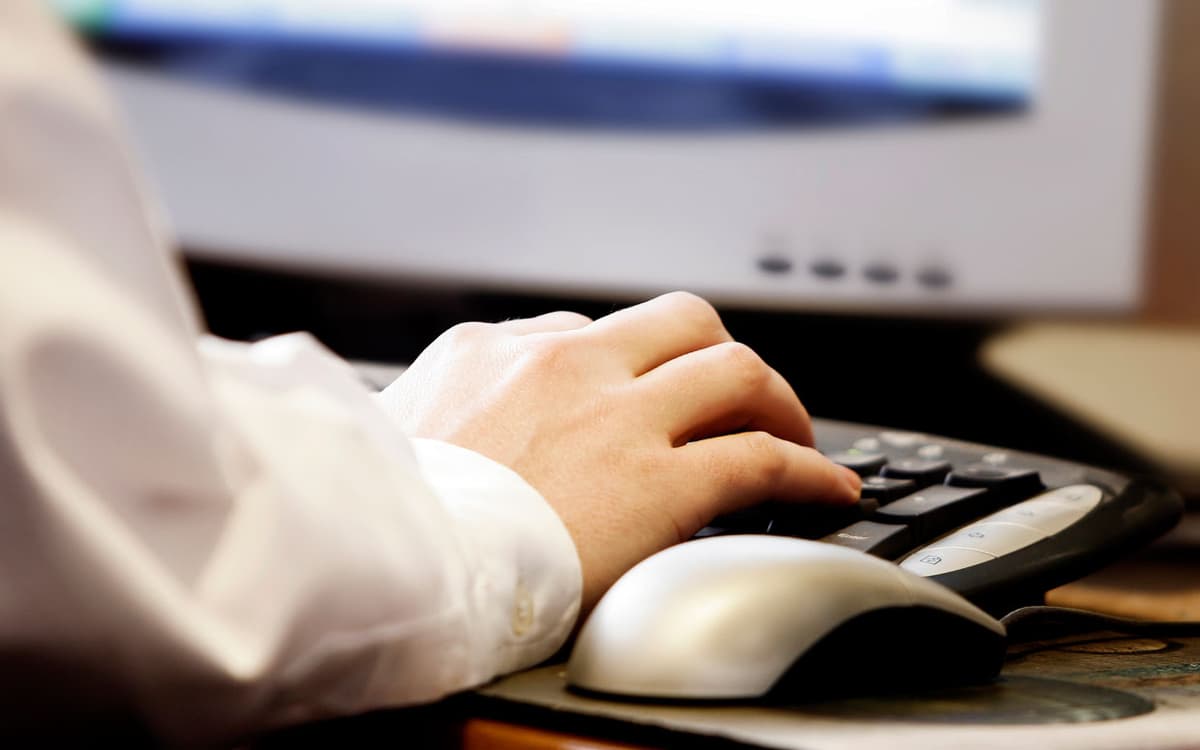 Shu yilning I choragida huquqni muhofaza qilish sohasidagi necha nafar rahbar virtual qabulxonasi ochildi?