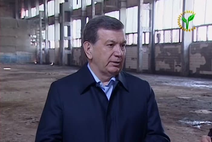 Shavkat Mirziyoyev Toshkent motor zavodiga tashrif buyurdi