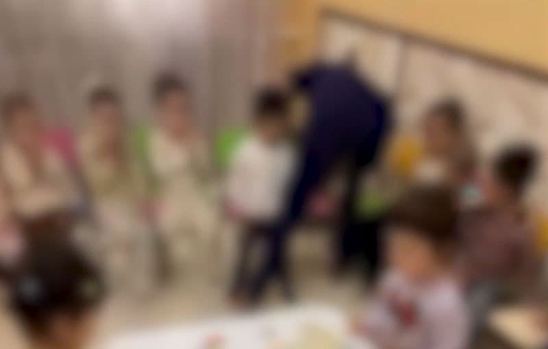 В Навои осуждена воспитательница частного детсада, систематически истязавшая детей