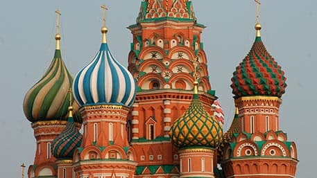 CNN рус черкови гумбазларини миноралар деб атади