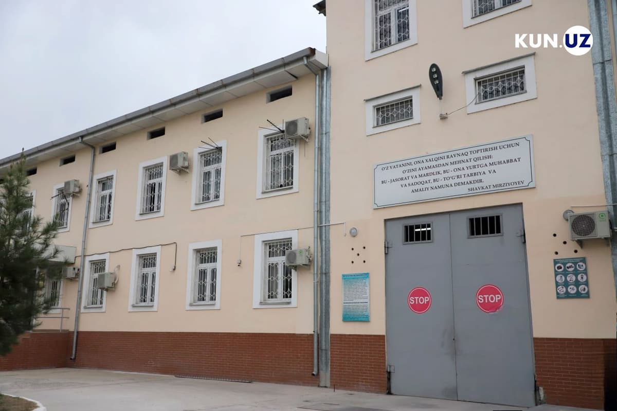 Qamoqxonalarda advokatlarning himoyasidagi shaxs bilan uchrashuv davomiyligini cheklash taqiqlandi