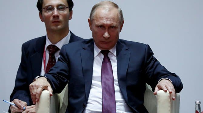 Владимир Путин 65 ёшни қаршиламоқда (фото)