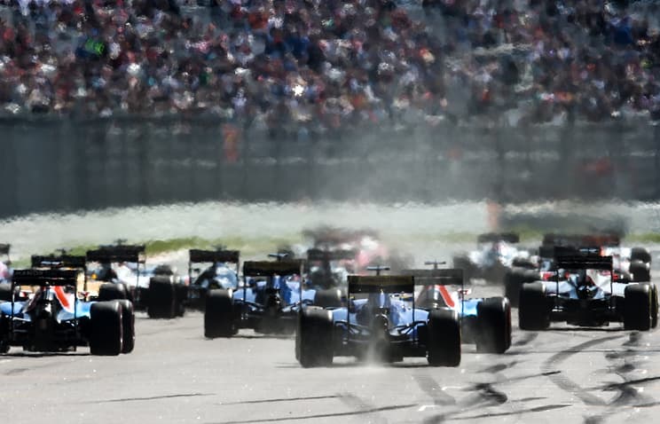 "Formula-1" poygalari sotilmoqda