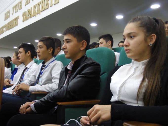 Yoshlar muammolarini o‘rganish va istiqbolli kadrlarni tayyorlash instituti tashkil etiladi