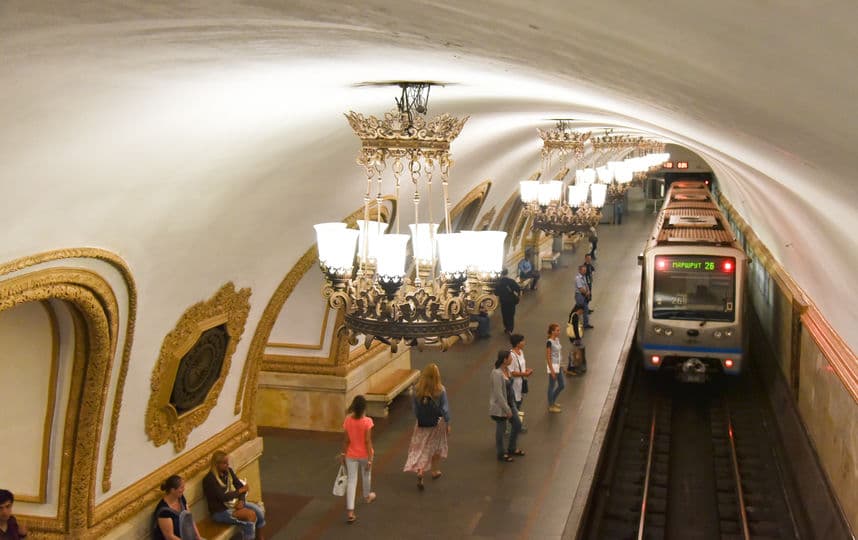 Foto: Moskva metrosi jahonda birinchi bo‘lib yo‘lovchilarga yo‘l haqini uzuk yordamida to‘lash imkonini bermoqda