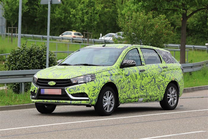 Универсал кузовидаги Lada Vesta суратлари пайдо бўлди