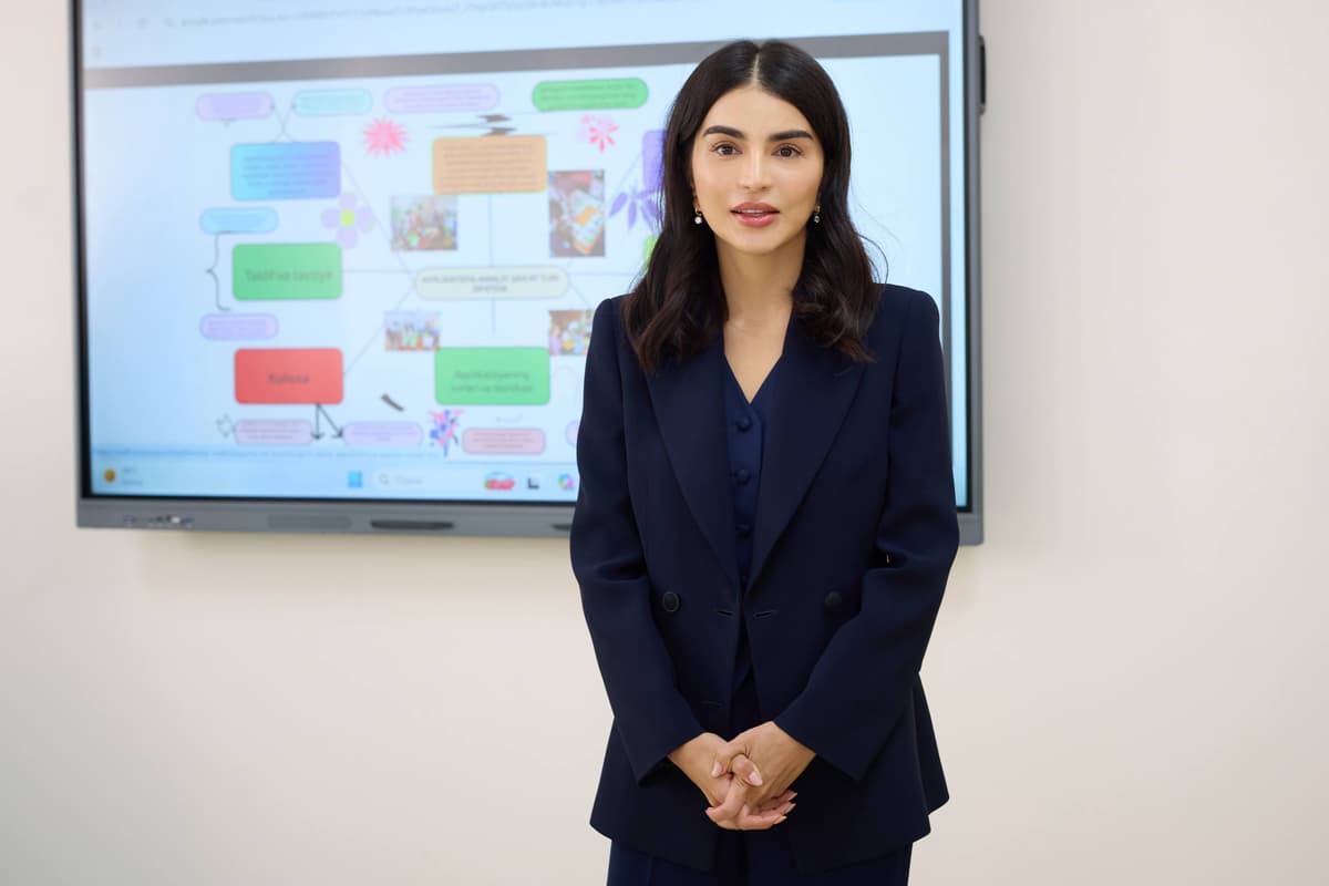 Saida Mirziyoyeva: Ustozlarga yaxshiliklari yuz barobar qaytsin