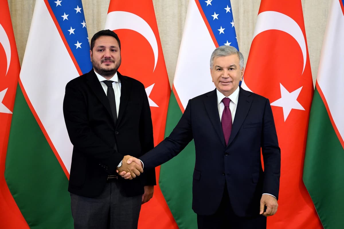 Şavkat Mirziyoyev elektromobillar uçun quvvatlaş stansiyalari qurişni muhokama qildi