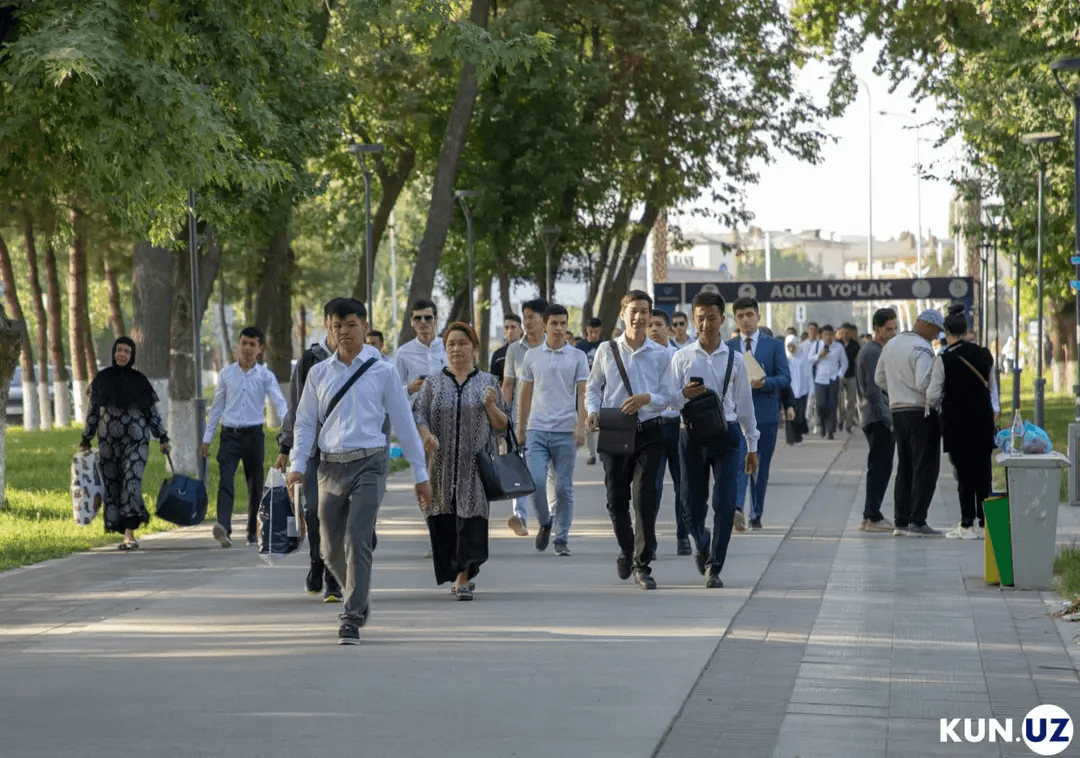 Tashkent universities move morning classes to 8 a.m. to ease rush-hour traffic