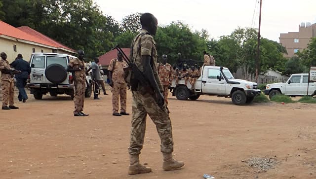 Janubiy Sudan isyonchilarining yetakchisi tarafdorlarini yangi urush boshlashga chaqirdi