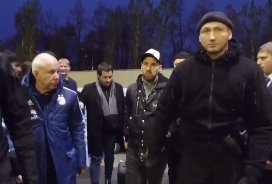 Месси ва Маскерано Москвага етиб келди