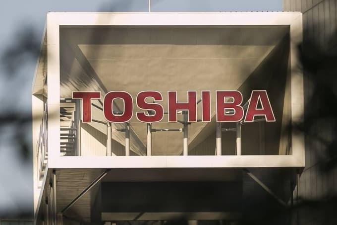 Toshiba 8,8 milliard dollarlik zararni qayd etdi