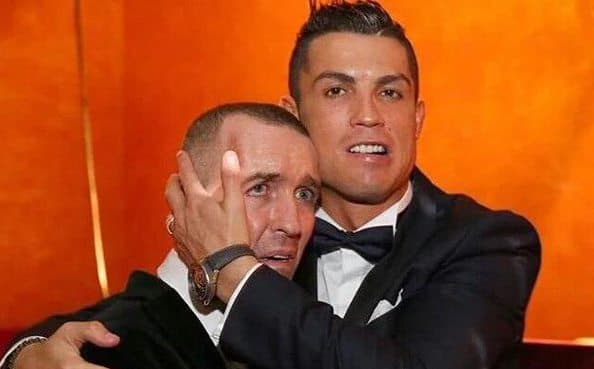 Ronaldu «Legiya»ga qarshi o‘yindan keyin bedavo xastalikka yo‘liqqan «Reyndjers» afsonasi bilan uchrashdi