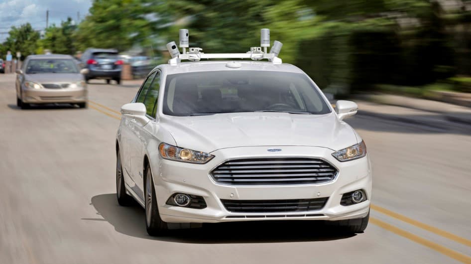Ford: avtomobillarni yarim muqobil boshqarishdan naf yo‘q