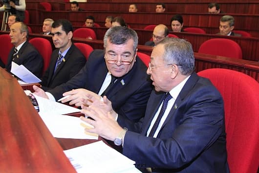 Senator va deputatlar ijtimoiy tarmoqlarda o‘z sahifalarini ochadi