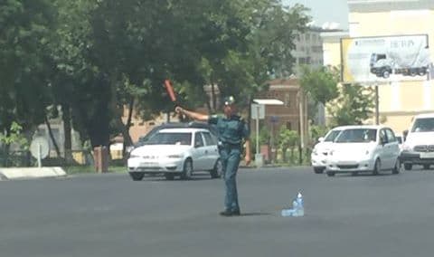 Kun fotosi: Jaziramani mensimagan inspektor o‘z postini tashlab ketmadi