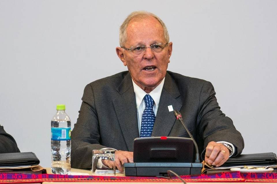 Peru prezidenti tabiiy ofat paytida suzish havzasida bo‘lgan vazir o‘rinbosarini ishdan chetlatdi