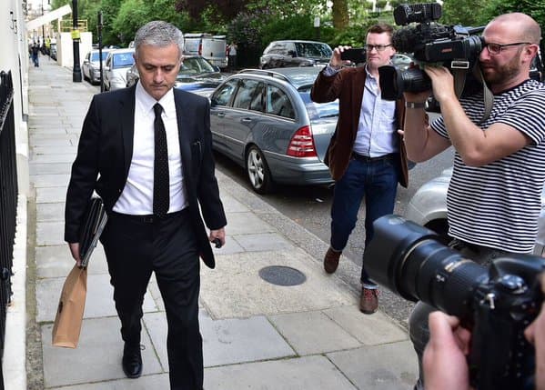 Sky Sports: Mourino «Manchester Yunayted» bilan shartnoma imzoladi