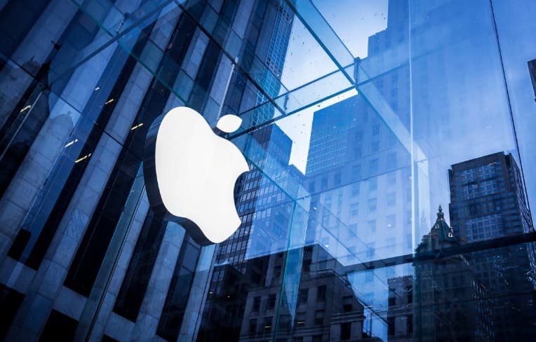 Foto: Apple’ning yangi binosi takrorlanmas tomga ega bo‘ldi