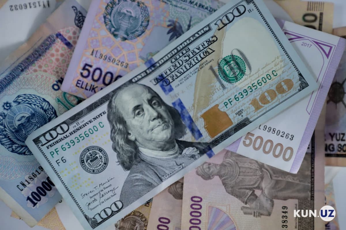 Endi banklardan 500 dollargacha naqd valyutani pasporsiz sotib olish mumkin