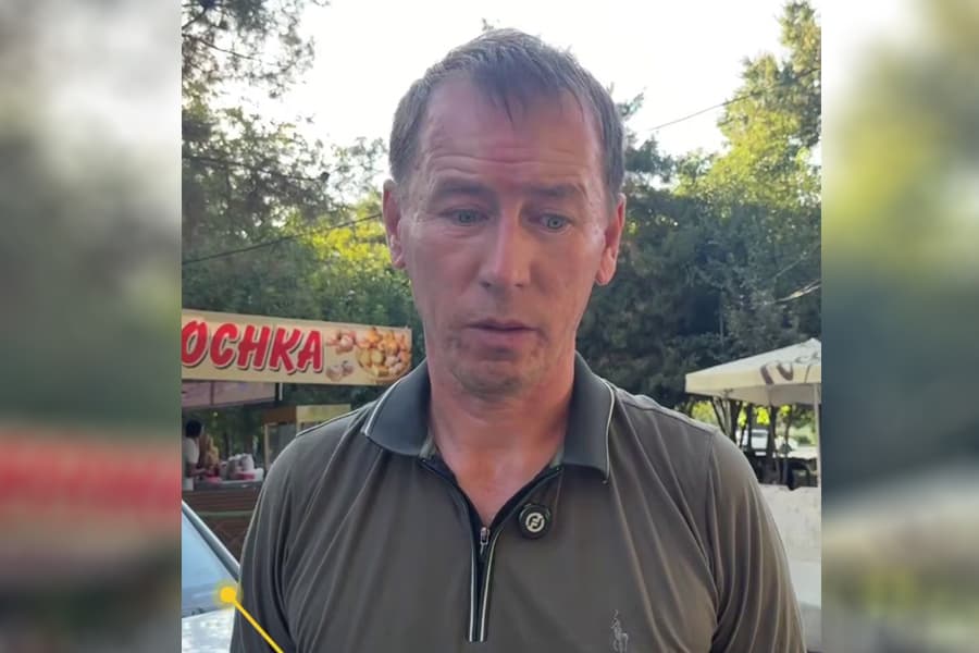 Китоб сотувчиси Хайрулла Асадовнинг савдо жойи олиб қўйилгани ҳақидаги хабарлар рад этилди