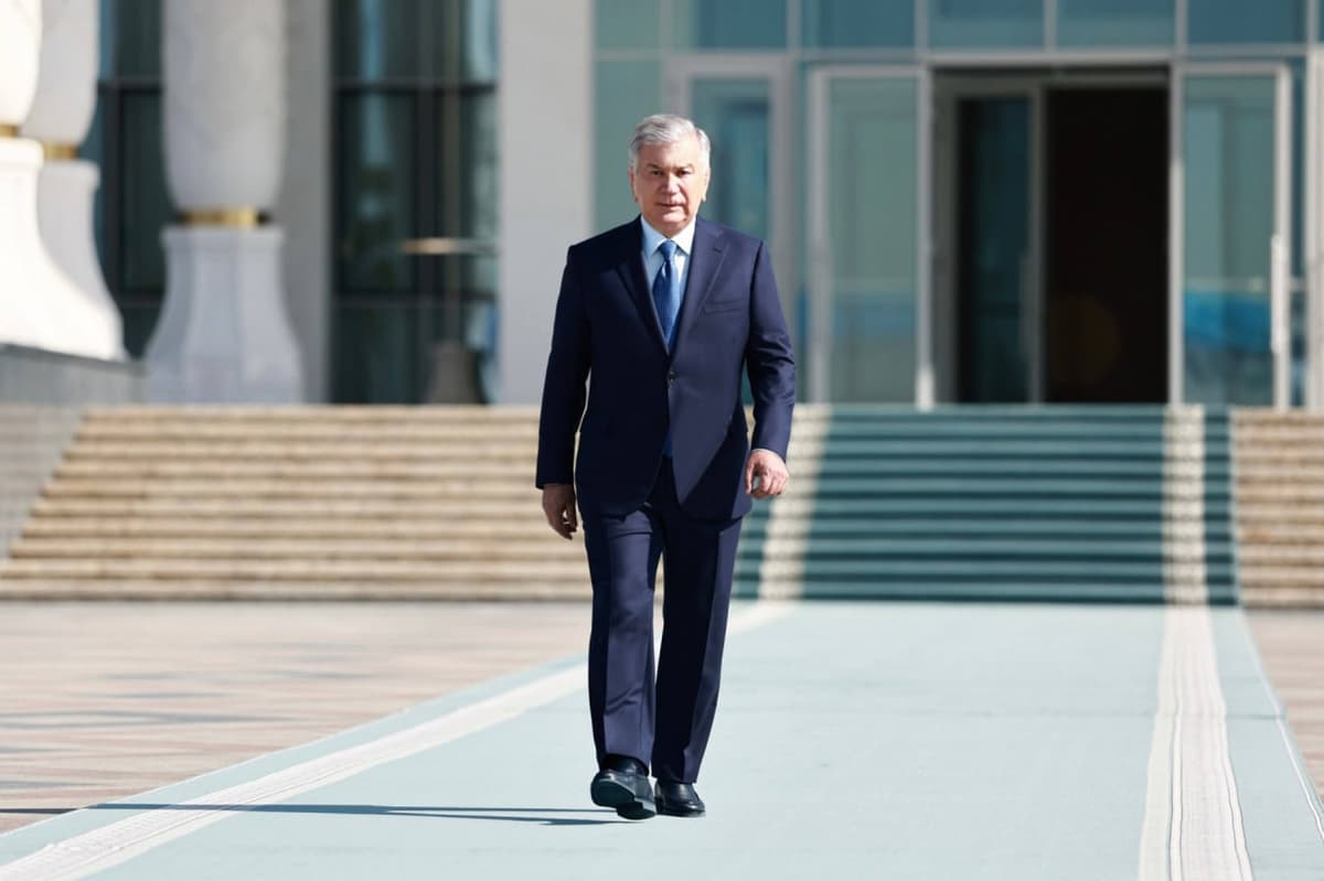 Президент Узбекистана отбыл в Кыргызстан с госвизитом