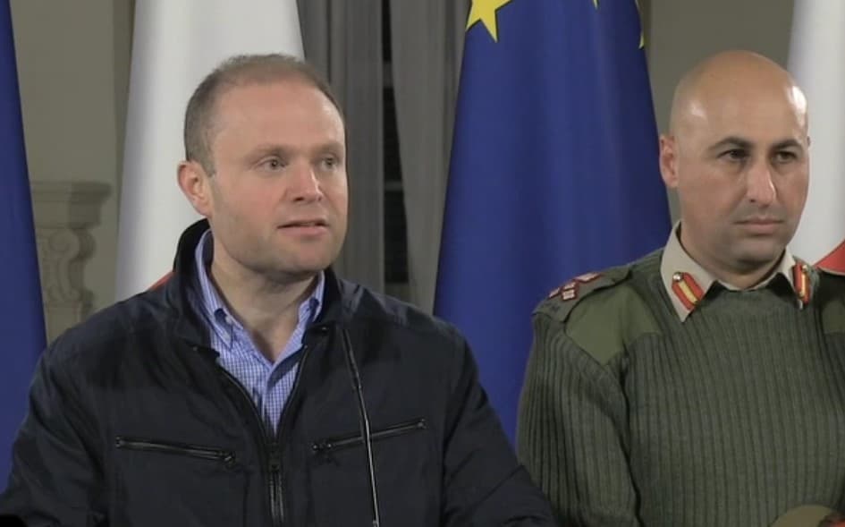 Liviya samolyotini olib qochganlar granata mulyajidan foydalanganlar