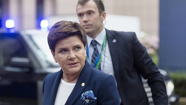 Варшава: Польша Иккинчи жаҳон уруши учун Германиядан тўлов олишга ҳақли