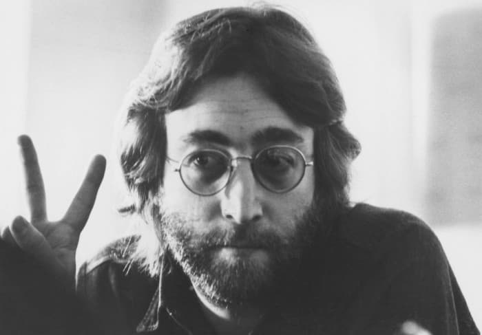 Jon Lennon maktubining qoralamasi 60 ming funt sterlingga baholandi