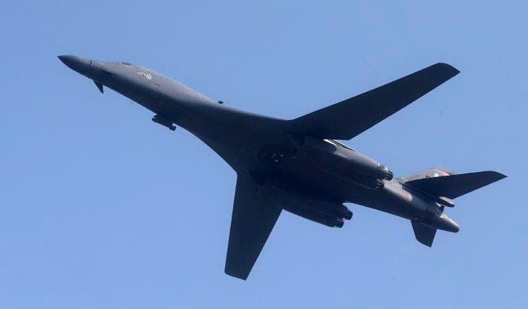 OAV: AQSh bombardimonchilari KXDR tahdidlariga tayyorlanish uchun Guamdan parvoz qildi
