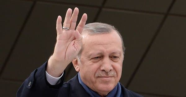 Mirziyoyev Erdo‘g‘anga yangi zafarlar tiladi
