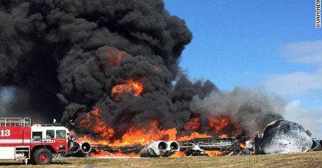 Guamda B-52 bombardimonchi samolyoti falokatga uchradi