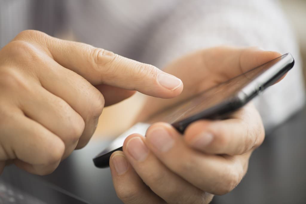 Smartfon quli bo‘lmaslik uchun nima qilish kerak: diqqatni va vaqtni tejash uchun 7 usul