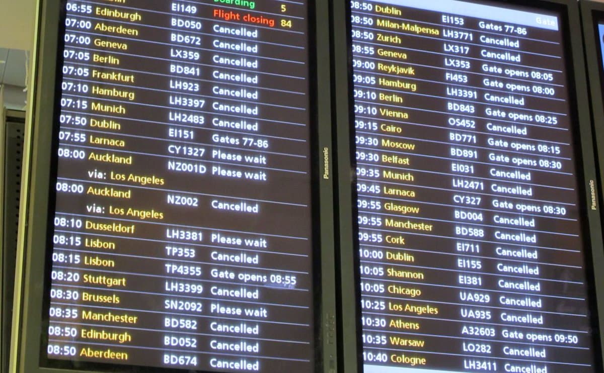 Fransiyada aviadispetcherlar ish tashlashi tufayli reyslar bekor qilinmoqda
