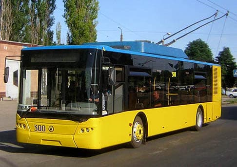 «Urganch-Xiva» trolleybusi yo‘nalishida yo‘l haqlari belgilandi